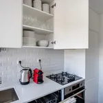 Rent 3 bedroom apartment of 63 m² in Lisbon