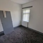 Rent 4 bedroom apartment in West Midlands