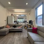 Rent 8 bedroom house in East Midlands