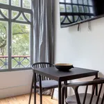 Rent 1 bedroom apartment of 42 m² in Lisbon