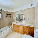 Rent 3 bedroom house of 250 m² in Almada