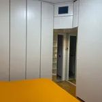 Miete 7 Schlafzimmer wohnung von 135 m² in Stuttgart