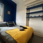 Rent 6 bedroom flat in Yorkshire And The Humber