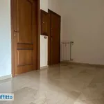 Rent 5 bedroom apartment of 148 m² in Rome