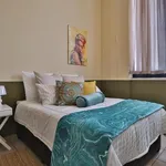 Rent 1 bedroom apartment in Johannesburg