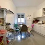 Quarto de 200 m² em lisbon