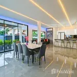 Rent 7 bedroom house of 457 m² in Chon Buri