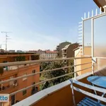 Rent 4 bedroom apartment of 90 m² in Milan