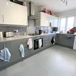 Rent 5 bedroom house in Slough