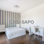 Rent 3 bedroom apartment of 186 m² in Odivelas