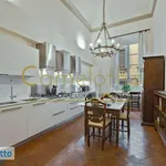 Rent 6 bedroom apartment of 300 m² in Florence