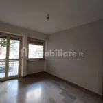 Affitto 3 camera appartamento di 55 m² in Asti