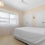 Rent 3 bedroom house in Scarborough