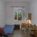 Rent 3 bedroom apartment in Madrid