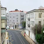 Rent 4 bedroom apartment of 70 m² in lisbon