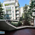 Rent 3 bedroom apartment of 75 m² in Milan