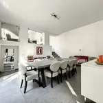 Maison de 2800 m² avec 3 chambre(s) en location à Uccle