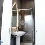 Affitto 2 camera appartamento di 65 m² in Naples