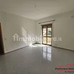 Rent 3 bedroom apartment of 120 m² in Reggio Calabria