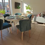  appartement avec 4 chambre(s) en location à Charleroi