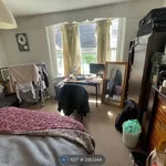 Rent 5 bedroom house in South East England