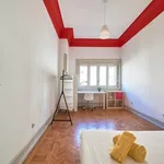 Rent 11 bedroom apartment in Lisbon