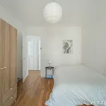 Rent 2 bedroom apartment of 10 m² in Paris