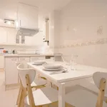 Alquilo 1 dormitorio apartamento para estudiantes de 14 m² en Madrid