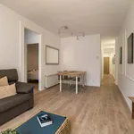 Rent 4 bedroom apartment of 85 m² in Barcelona