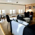 Huur 4 slaapkamer appartement van 242 m² in brussels