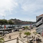 Rent 3 bedroom apartment in Porto