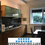 Rent 3 bedroom apartment of 90 m² in Naples