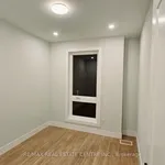 6 bedroom house of 2497 sq. ft in Toronto