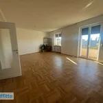 Rent 6 bedroom apartment of 211 m² in Milan