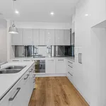 Rent 4 bedroom house in Hove 