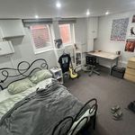 Rent 5 bedroom house in Yorkshire And The Humber