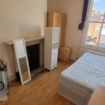 Rent 6 bedroom house in West Midlands