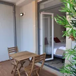 Rent a room in lisbon