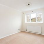 Rent 4 bedroom house of 97 m² in Hertfordshire