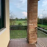 Rent 4 bedroom house of 200 m² in Torri di Quartesolo