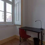 Rent a room in lisbon