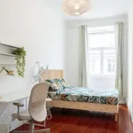 Rent a room in lisbon