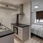 Rent 1 bedroom student apartment of 43 m² in Leeds