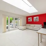 Rent 5 bedroom house in South East England