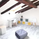 Appartement de 17 m² avec 1 chambre(s) en location à Poitiers