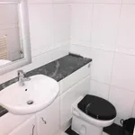 Rent 1 bedroom flat in Leeds