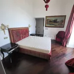 Rent 6 bedroom apartment of 200 m² in Napoli