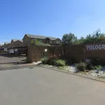 Rent 3 bedroom apartment in Roodepoort