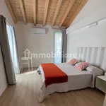 Rent 4 bedroom house of 95 m² in Massa