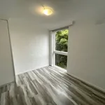 Rent 2 bedroom apartment in Melbourne